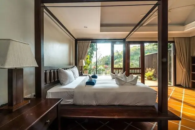 2 Bedrooms Villa
