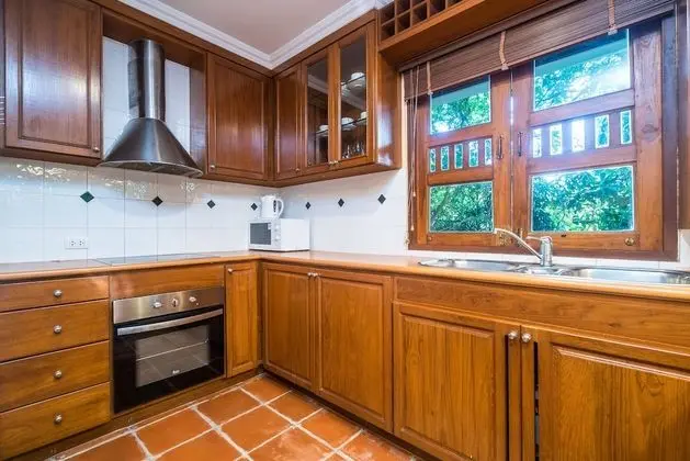 2 Bedrooms Villa