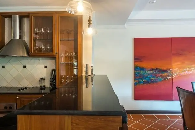 2 Bedrooms Villa