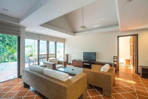 2 Bedrooms Villa