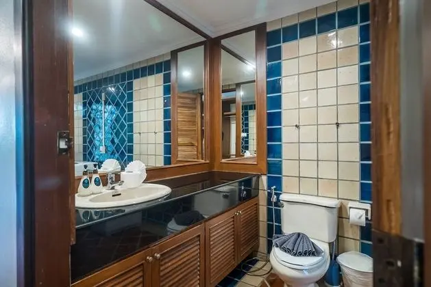 2 Bedrooms Villa