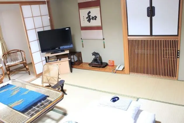 Traditional Üç Kişilik Oda (Japanese Style)