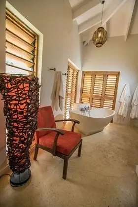 Exclusive Villa, 4 Yatak Odası, Kişiye Özel Havuzlu, Okyanusa Sıfır