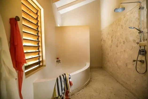Exclusive Villa, 4 Yatak Odası, Kişiye Özel Havuzlu, Okyanusa Sıfır