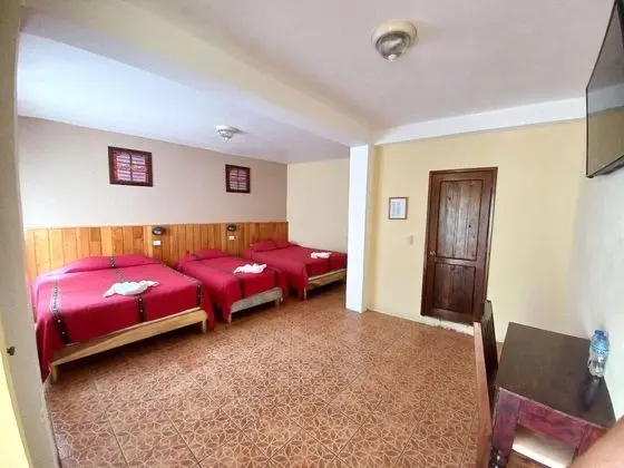 Basic Üç Kişilik Oda