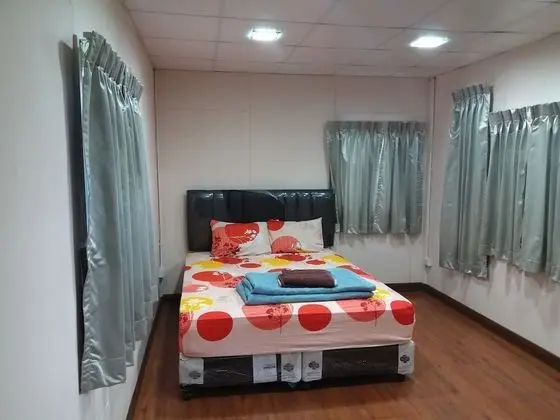 Standard Tek Büyük Yataklı Oda