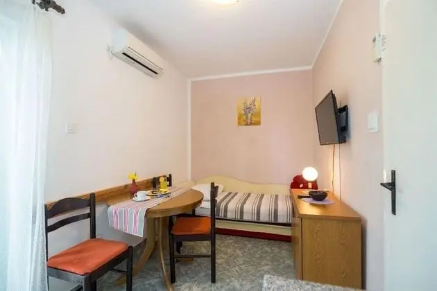 Apart Daire (Naki - terrace & free parking - A1(2))