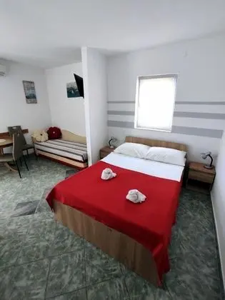 Apart Daire (Naki - terrace & free parking - A1(2))