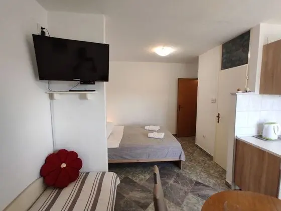 Apart Daire (Naki - terrace & free parking - A1(2))