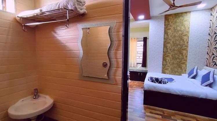 Deluxe Oda, Ortak Banyo