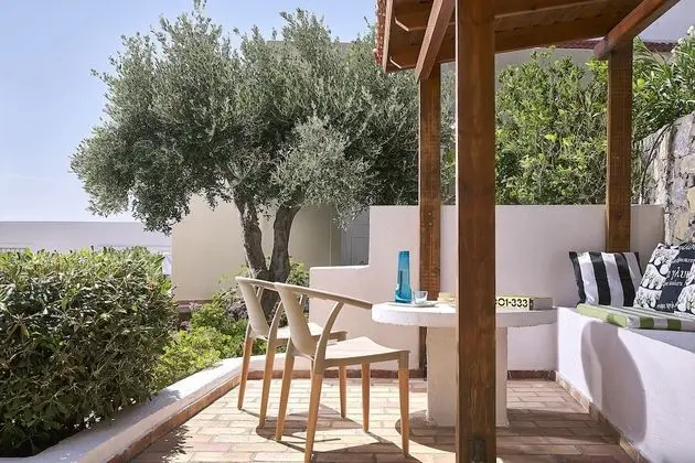 Apart Daire, Bahçe Manzaralı