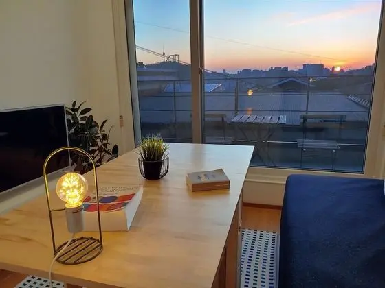 Ev, Şehir Manzaralı (Hong Kong)
