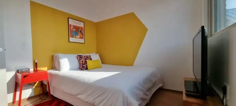 Ev, Şehir Manzaralı (Paris)