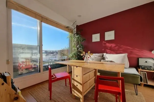 Ev, Şehir Manzaralı (Paris)