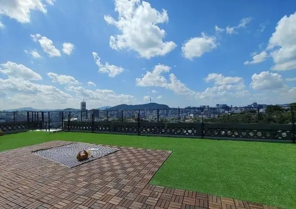 Ev, Şehir Manzaralı (Paris)