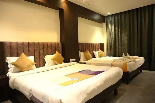 Luxury Oda