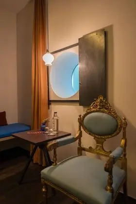 Comfort Tek Büyük Yataklı Oda