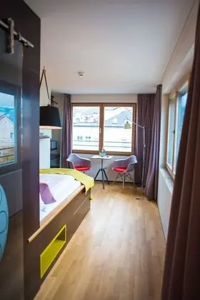 Comfort Tek Büyük Yataklı Oda