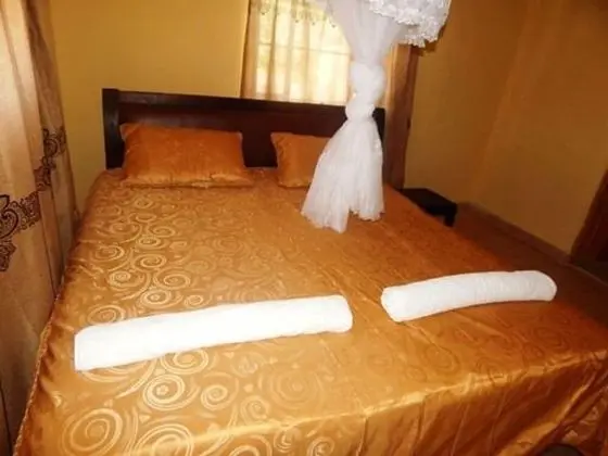 Luxury Oda