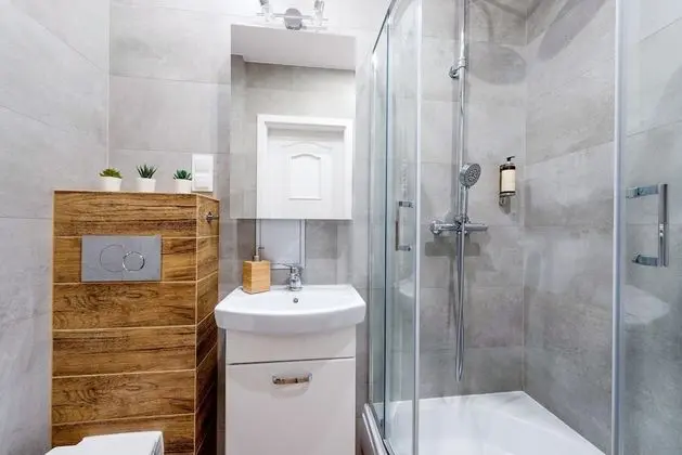 Apart Daire, Banyolu/Duşlu