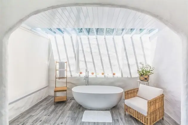 Beachfront Villa & Spa Treatments