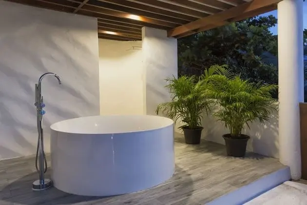 Ocean Panoramic Penthouse & Spa Treatments