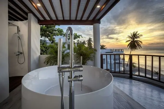 Ocean Panoramic Penthouse & Spa Treatments