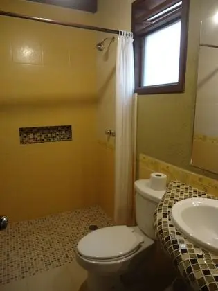 Dört Kişilik Oda, 2 Çift Kişilik Yatak