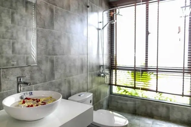 Deluxe Oda, 1 En Büyük (King) Boy Yatak, Balkon