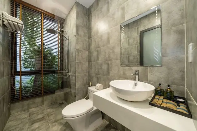 Deluxe Oda, 1 En Büyük (King) Boy Yatak, Balkon