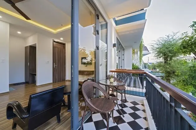 Deluxe Oda, 1 En Büyük (King) Boy Yatak, Balkon