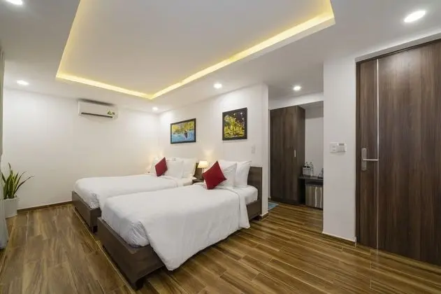 Deluxe Üç Kişilik Oda, Balkon, Şehir Manzaralı