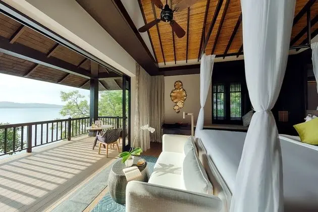Villa, Okyanusa Sıfır (Sunrise)