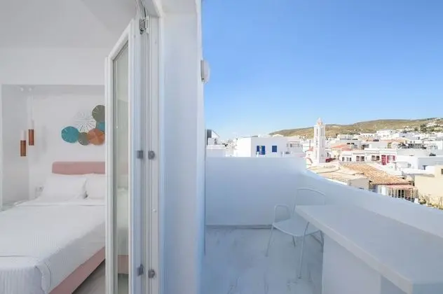 Tek Büyük Yataklı Oda, Balkon