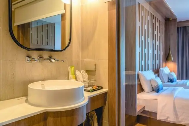 Deluxe Tek Büyük veya İki Ayrı Yataklı Oda, Deniz Manzaralı