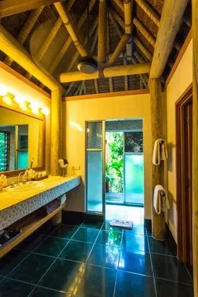 Romantic Bungalov, 1 En Büyük (King) Boy Yatak, Okyanus Manzaralı, Okyanusa Sıfır