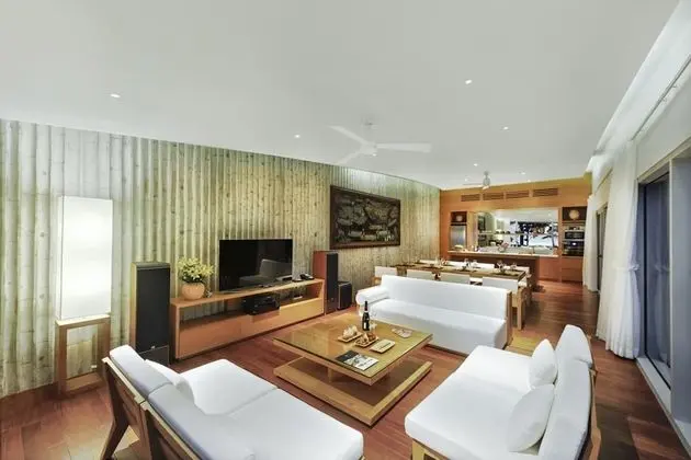 Villa, 3 Yatak Odası, Kişiye Özel Havuzlu, Denize Sıfır (Spa Inclusive)