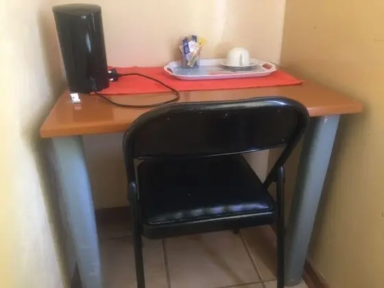Tek Kişilik Oda, Sigara İçilmez