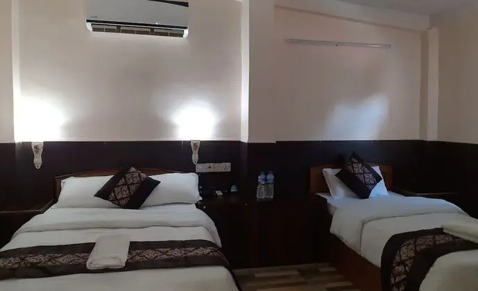 Deluxe Tek Büyük veya İki Ayrı Yataklı Oda