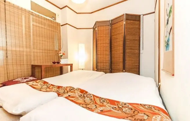 Traditional Tek Büyük Yataklı Oda (Japanese Style 41)