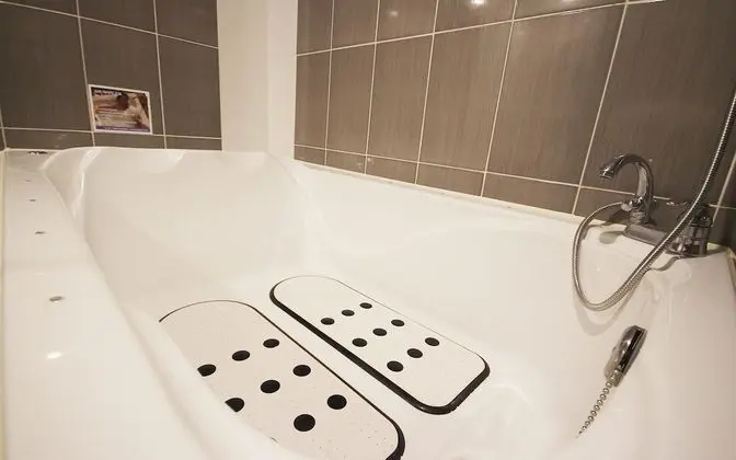 Oda (Sweet spa (two-person spa))