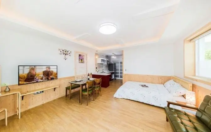 Oda (Areum Room 101)