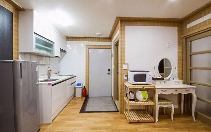 Oda (Room Story 201)