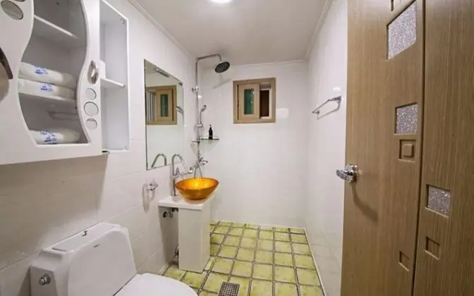 Oda (Room Story 201)