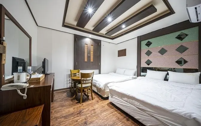 Oda (2+2 rooms (double+double))