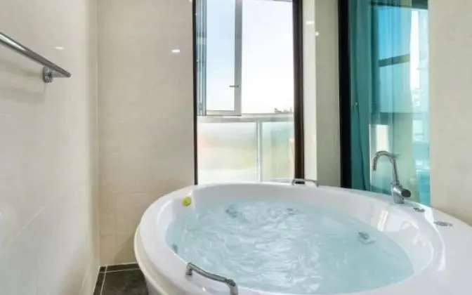 Oda (B-102 Whirlpool)