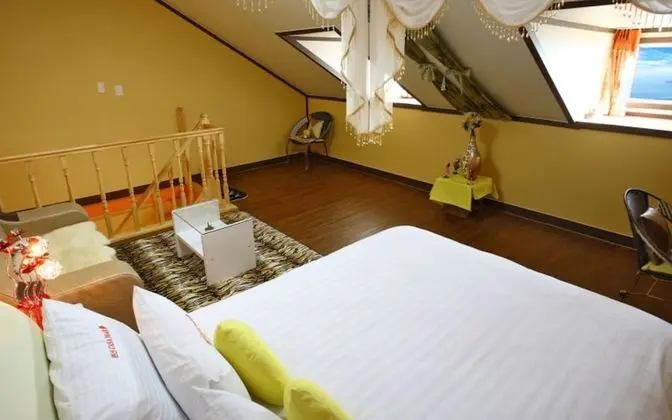 Oda (Peony (duplex spa))