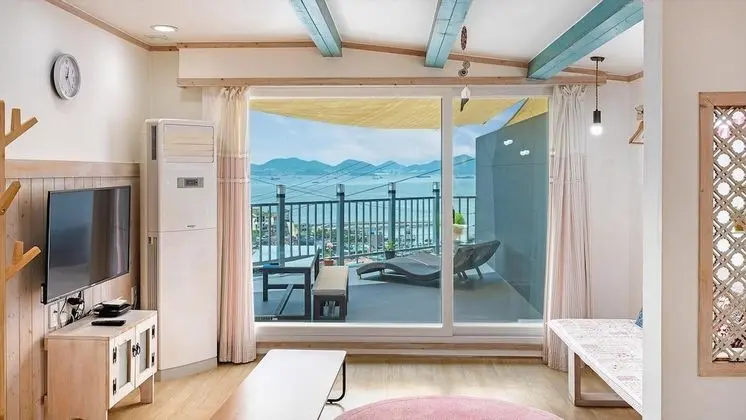 Basic Oda, 1 Yatak Odası (cloiudberry)