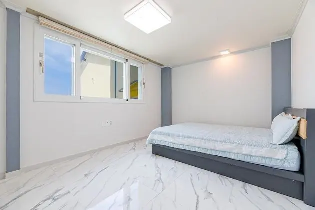 Basic Oda, 1 Yatak Odası (Samcheonpo)