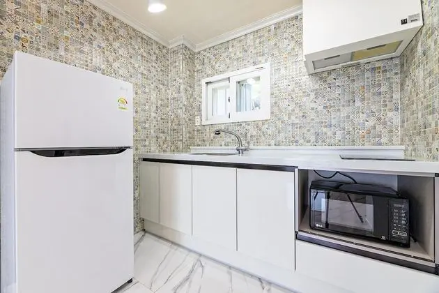 Basic Oda, 1 Yatak Odası (Samcheonpo)